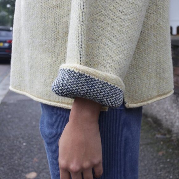 CAWLEY STUDIO Lambswool Ruffle Jumper in Navy, Small, New Condition - Picture 5 of 12